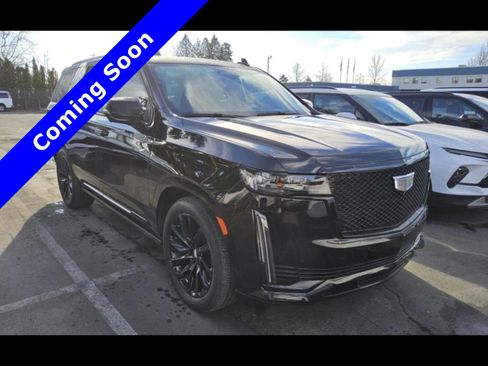 Used 2023 Cadillac Escalade Sport w/ LPO, ONYX Package image 13