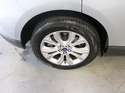 Used 2022 Ford Edge Titanium image 59