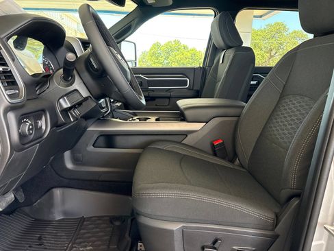 New 2026 RAM 3500 Lone Star AWD/4WD image 13
