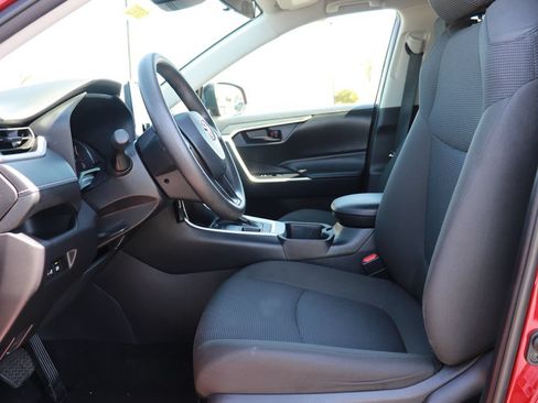Used 2025 Toyota RAV4 LE AWD/4WD image 12