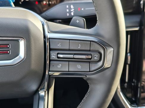 New 2026 GMC Yukon XL Elevation w/ Elevation Premium Package AWD/4WD image 20