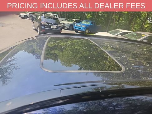 Used 2023 Toyota RAV4 XLE Premium AWD/4WD image 28