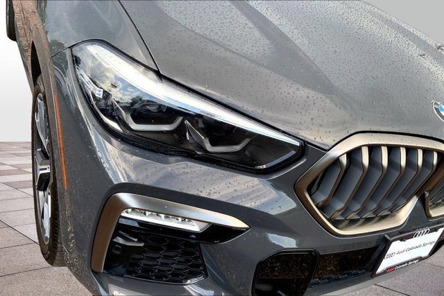 Used 2021 BMW X6 M50i w/ Premium Package AWD/4WD image 28