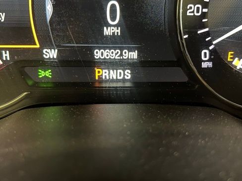 Used 2019 Lincoln MKC Reserve w/ MKC Climate Package FWD image 11