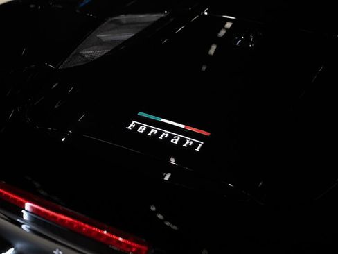 Used 2018 Ferrari 488 Spider RWD image 15
