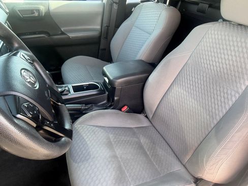 Used 2021 Toyota Tacoma SR image 8