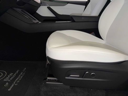 Used 2026 Tesla Model Y 2WD image 10