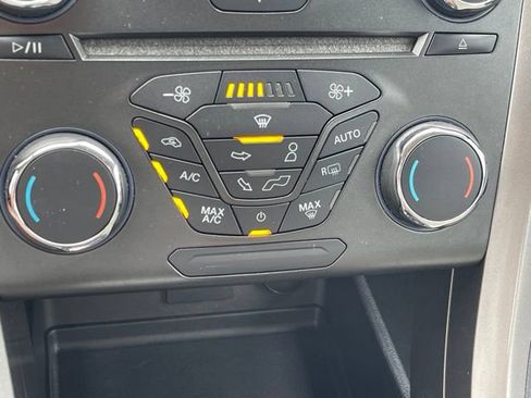 Used 2018 Ford Fusion S FWD image 39