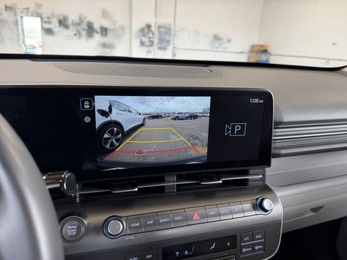 Used 2025 Hyundai Kona SEL image 17