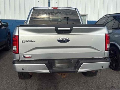 Used 2015 Ford F150 XLT w/ Equipment Group 302A Luxury image 4