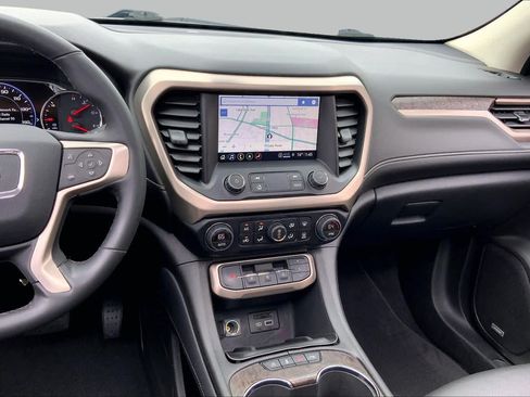 Used 2023 GMC Acadia Denali w/ Denali Technology Package AWD/4WD image 7