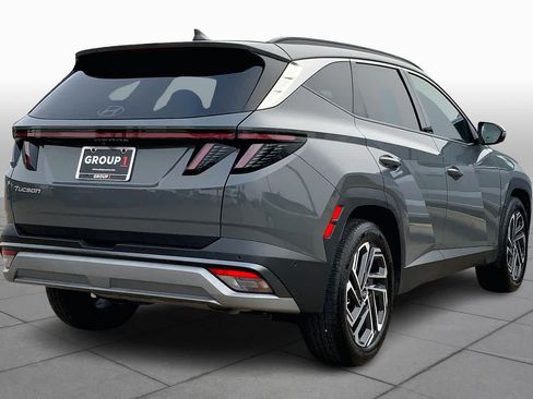 Used 2025 Hyundai Tucson Limited FWD image 13
