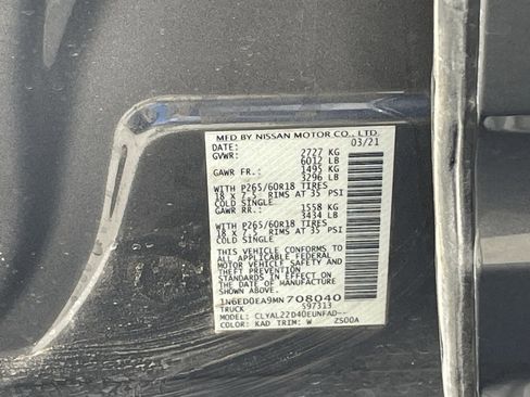 Used 2021 Nissan Frontier SV w/ Midnight Edition Floor Mats image 8