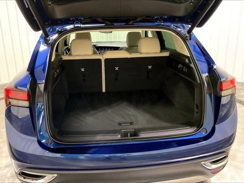 Used 2022 Buick Envision Preferred AWD/4WD image 38