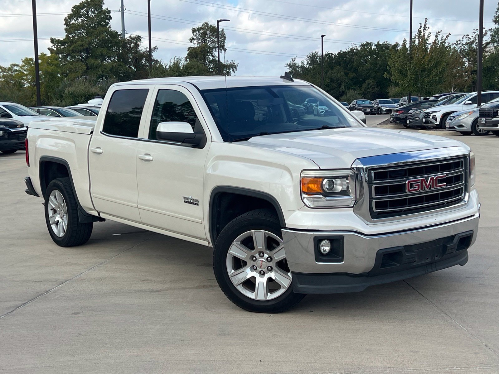 Used 2015 GMC Sierra 1500 SLE w/ Texas SLE Value Package RWD image 1