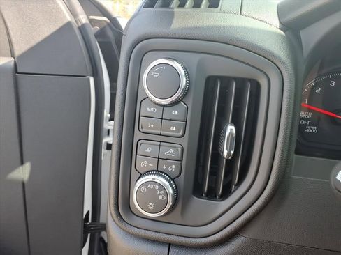 New 2026 GMC Sierra 1500 Pro w/ Pro Value Package image 18