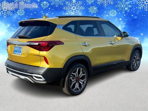 Used 2022 Kia Seltos SX w/ Sunroof Package image 7