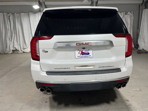 Used 2021 GMC Yukon Denali w/ LPO, Illumination Package RWD image 6
