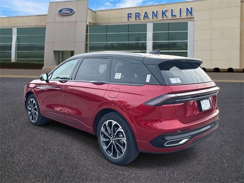 New 2026 Lincoln Nautilus Reserve image 5