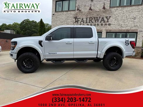 Used 2025 Ford F150 XLT w/ Equipment Group 302A MID AWD/4WD image 9