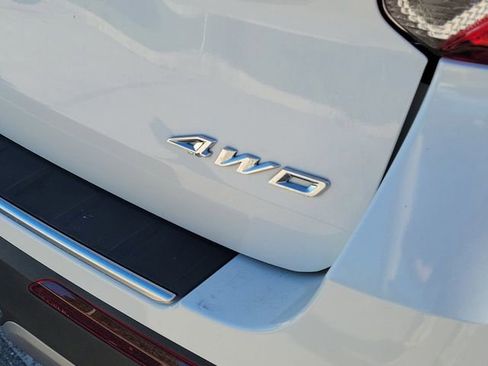 Used 2023 Ford Explorer Platinum w/ Technology Package image 7