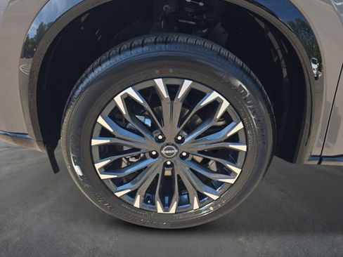 New 2026 Nissan Rogue Platinum w/ Platinum Premium Package AWD/4WD image 9