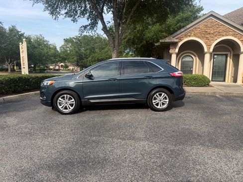 Used 2019 Ford Edge SEL w/ Equipment Group 201A FWD image 11