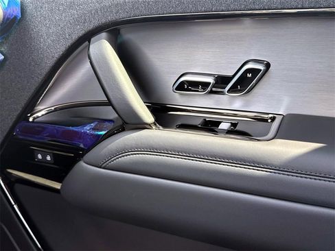 New 2025 Land Rover Range Rover Sport Dynamic SE image 19