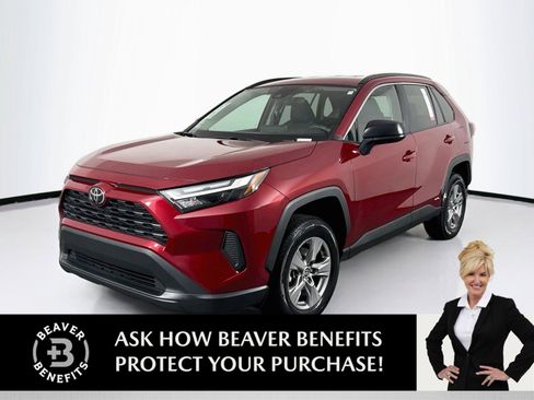 Certified 2025 Toyota RAV4 LE AWD/4WD image 1