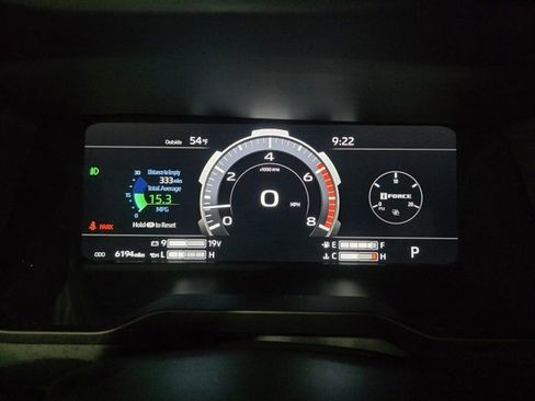 Used 2024 Toyota Tundra Platinum image 18