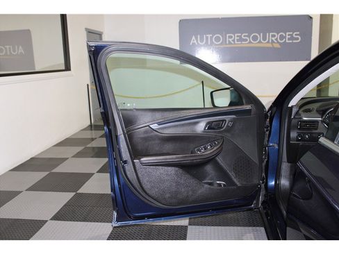 Used 2019 Chevrolet Impala LT image 11