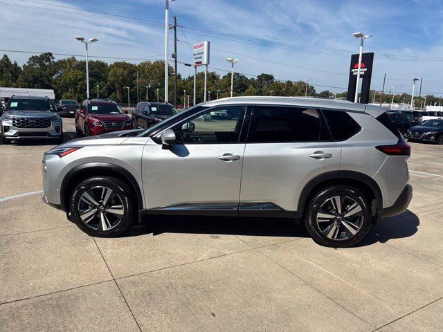 Used 2023 Nissan Rogue Platinum w/ Platinum Premium Package AWD/4WD image 4