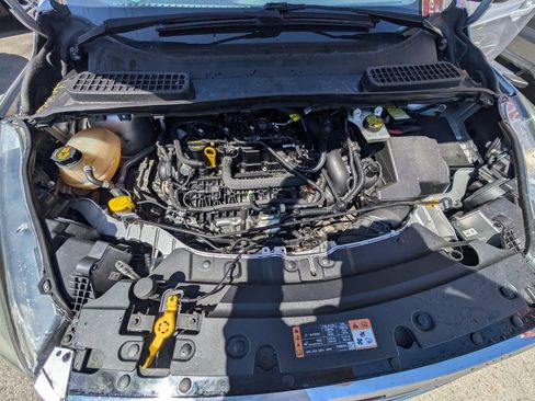 Used 2017 Ford Escape Titanium image 10