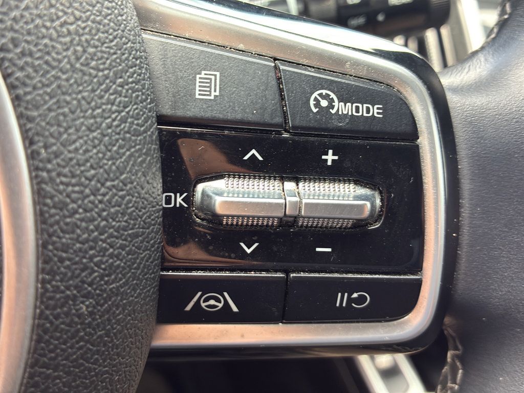 Used 2021 Kia Sorento S FWD image 37
