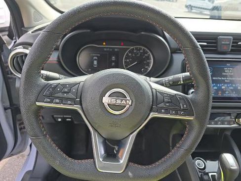 Used 2025 Nissan Versa SR w/ Electronics Package FWD image 7