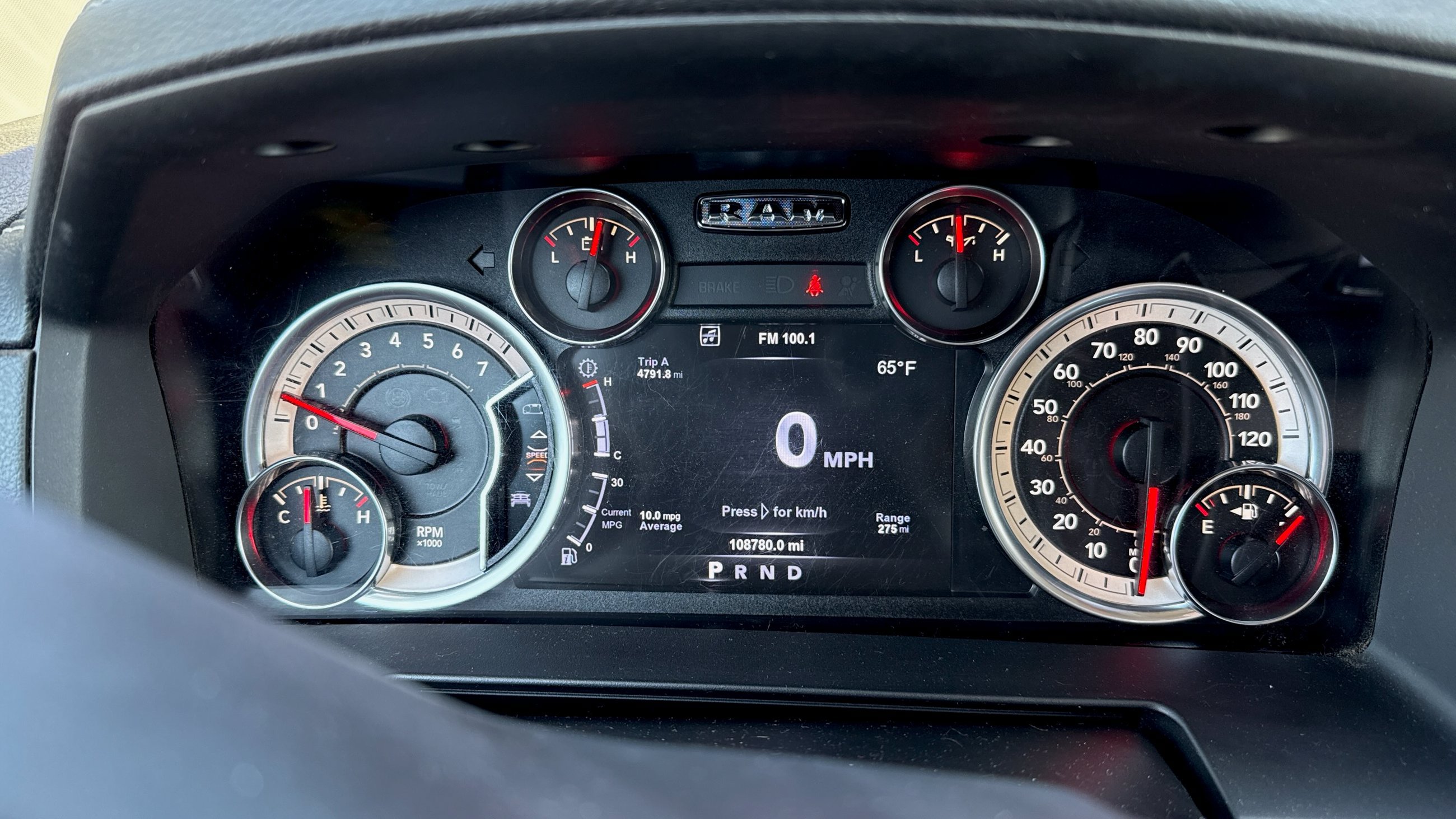 Used 2017 RAM 2500 Laramie w/ Sport Appearance Group AWD/4WD image 4