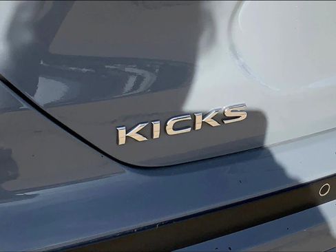 Used 2023 Nissan Kicks SV FWD image 30