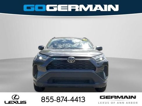 Used 2025 Toyota RAV4 XLE AWD/4WD image 11