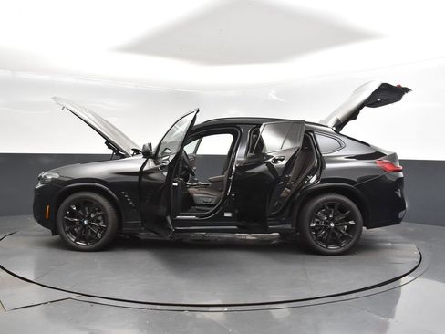 New 2025 BMW X4 xDrive30i image 45