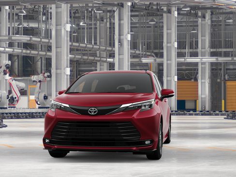 New 2026 Toyota Sienna XLE FWD image 21