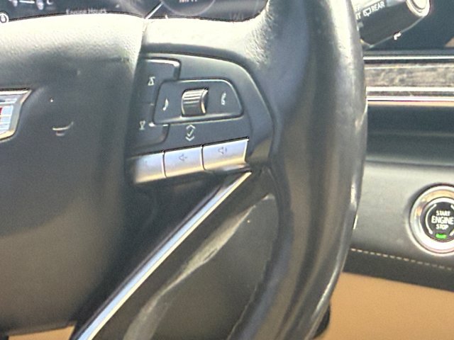 Used 2023 Cadillac Escalade Premium Luxury w/ LPO, Illumination Package RWD image 12