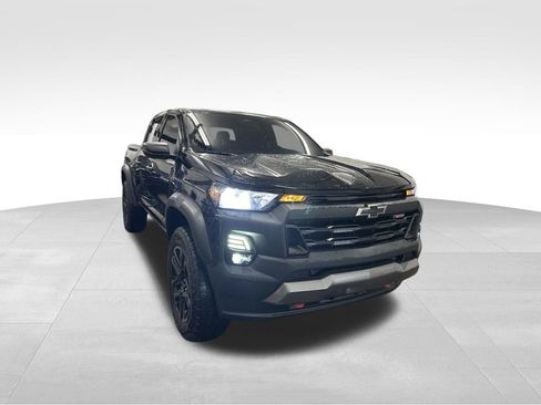 Certified 2024 Chevrolet Colorado Trail Boss w/ Advanced Trailering Package image 8