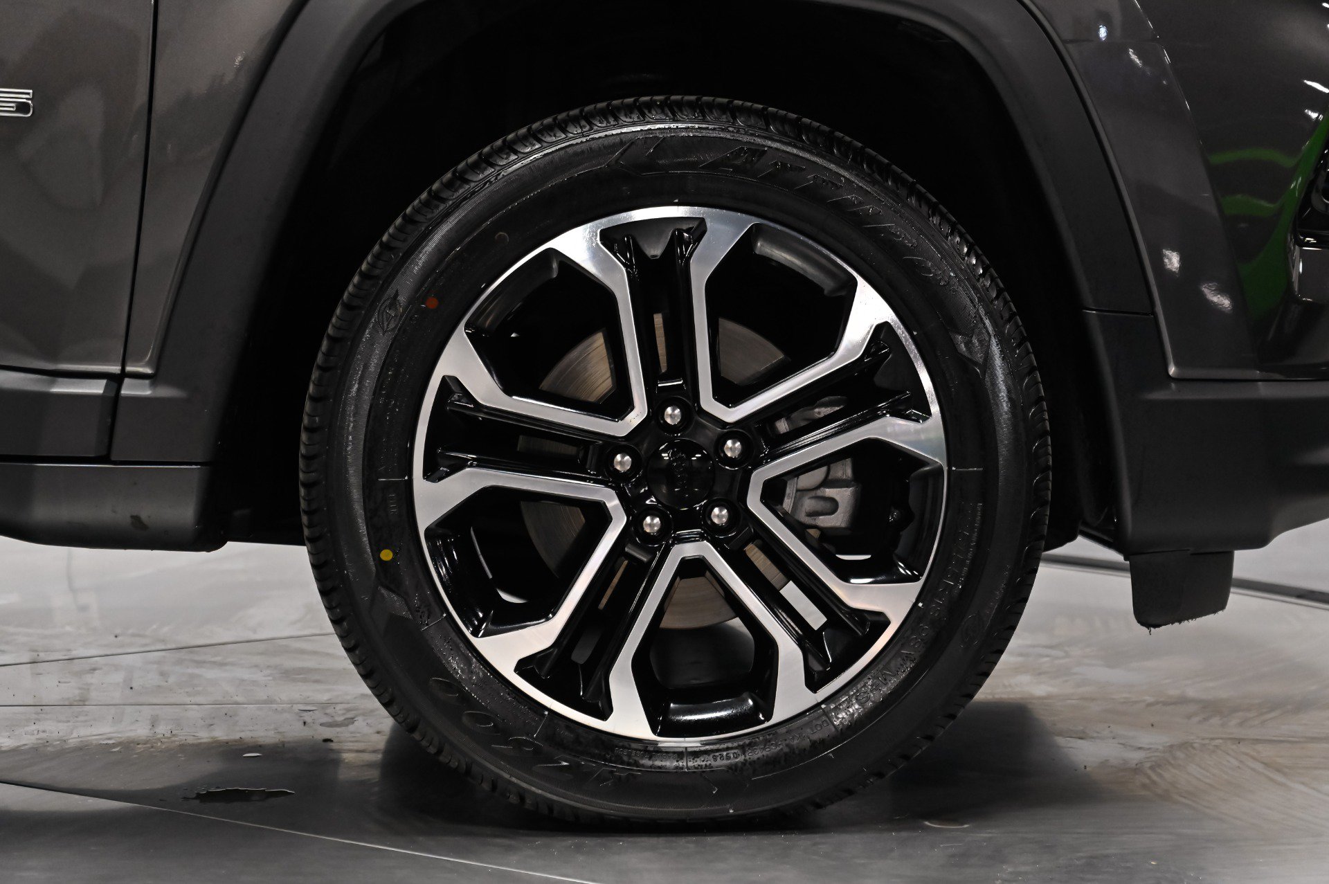 Used 2022 Jeep Compass Limited AWD/4WD image 12