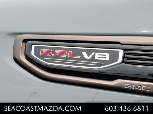 Used 2024 GMC Sierra 1500 AT4X image 11