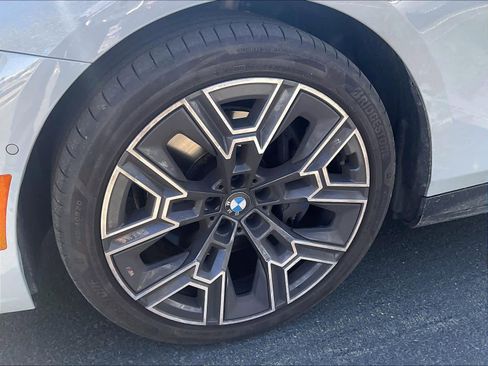 Used 2026 BMW 530i w/ M Sport Package image 12