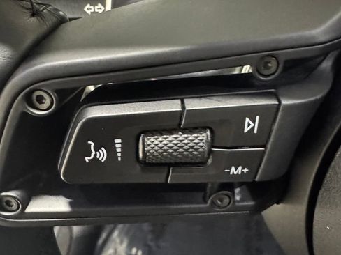 Used 2022 Porsche Macan GTS AWD/4WD image 18