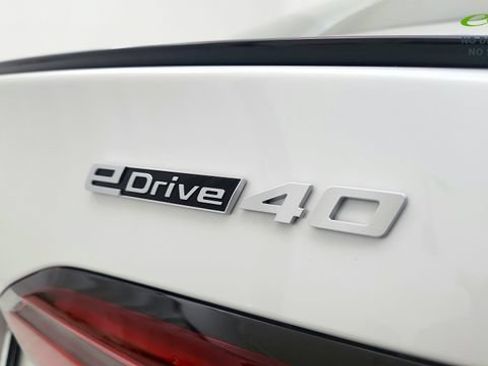 Used 2024 BMW i5 eDrive40i w/ Executive Package RWD image 30