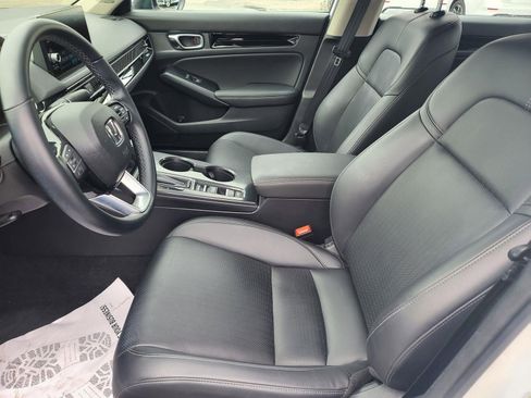 Used 2024 Honda Civic Touring image 6