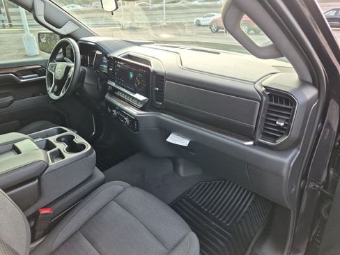 Used 2023 Chevrolet Silverado 1500 LT AWD/4WD image 20