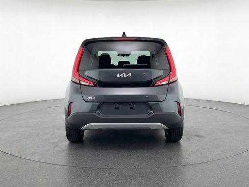 Used 2025 Kia Soul LX w/ LX Technology Package FWD image 7